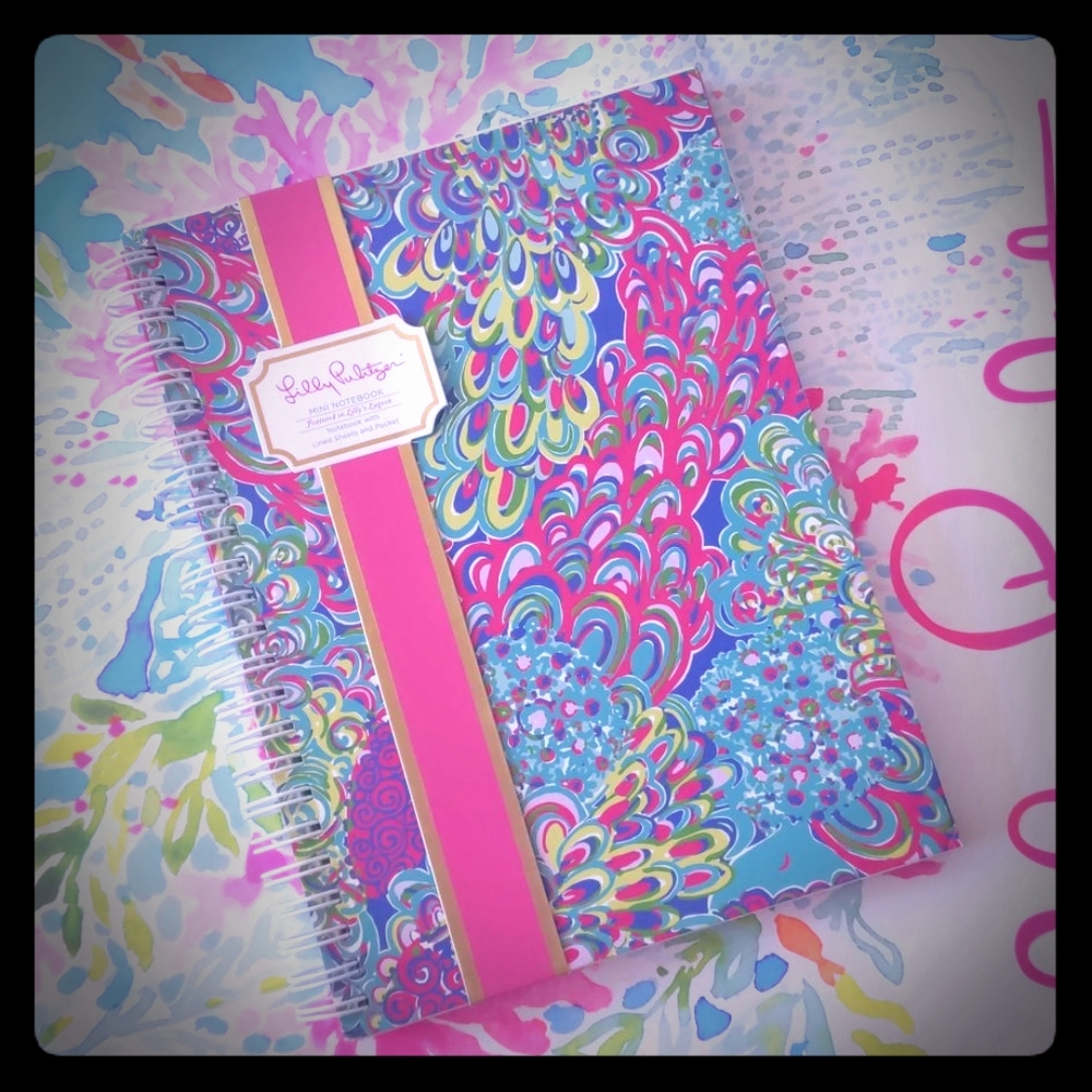 Lilly Pulitzer Mini Notebook in Lilly's Lagoon